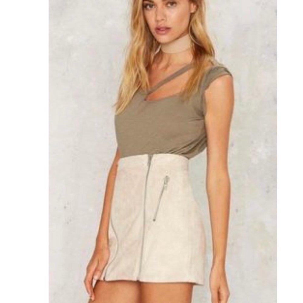 UO Six Crisp Days Glesga Velvet Mini Zip Skirt